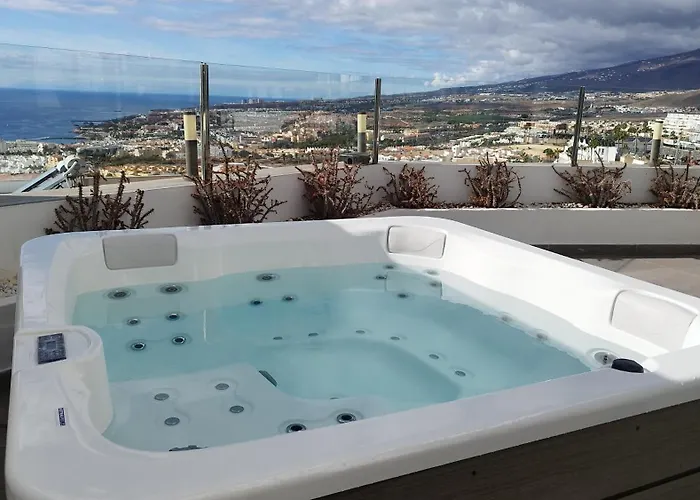 Sunset White - Ocean View, Jakuzzi, Heated Pool, Air-conditioning, Grill Playa de las Américas