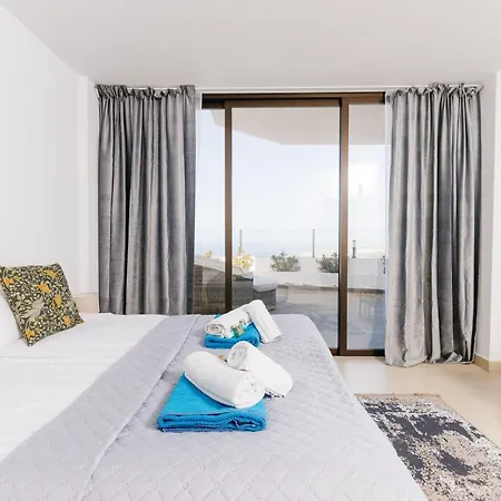 Sunset White - Ocean View, Jakuzzi, Heated Pool, Air-conditioning, Grill * Playa de las Américas