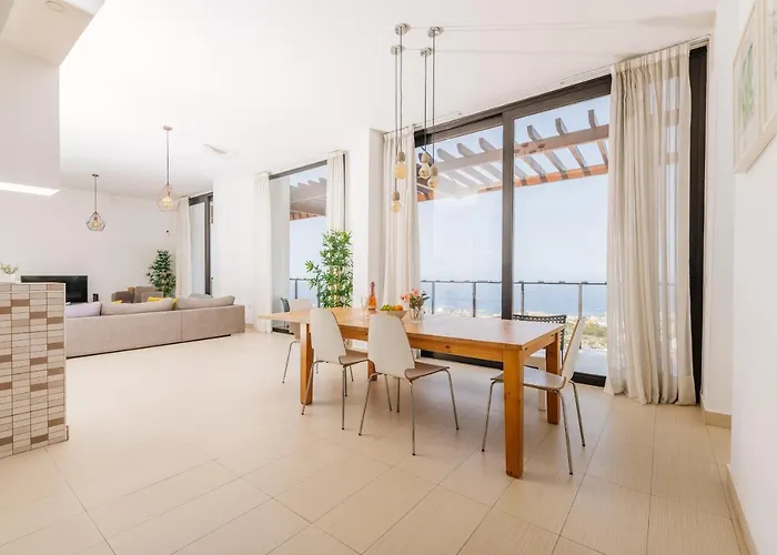 فيلة Sunset White - Ocean View, Jakuzzi, Heated Pool, Air-conditioning, Grill *