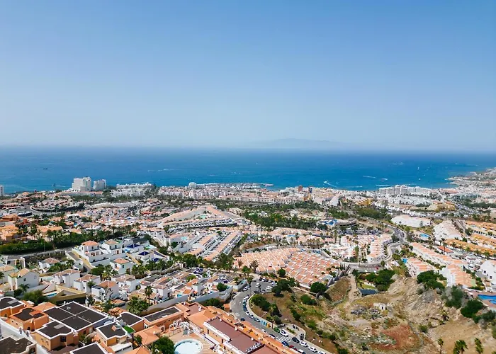 Sunset White - Ocean View, Jakuzzi, Heated Pool, Air-conditioning, Grill Vilă Playa de las Americas (Tenerife)