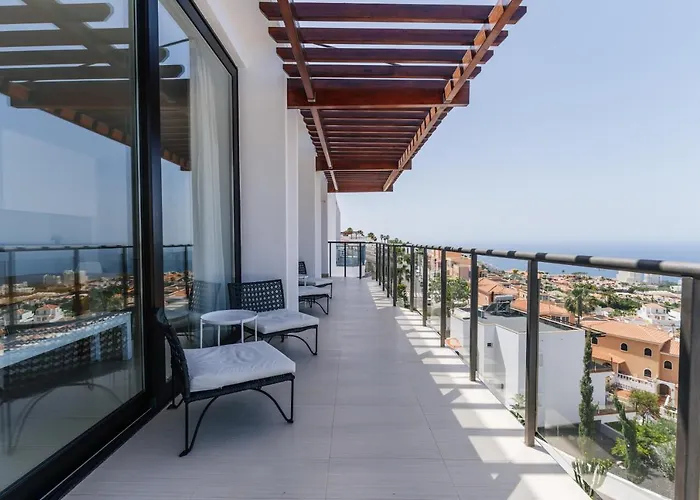 Sunset White - Ocean View, Jakuzzi, Heated Pool, Air-conditioning, Grill