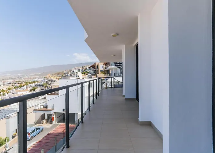 Sunset White - Ocean View, Jakuzzi, Heated Pool, Air-conditioning, Grill Villa Playa de las Américas